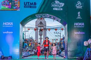 BIB: 2009
                            <button type="button" onclick="openModal(21794616)" class="btn btn-primary btn-sm float-right btn-popup" data-toggle="modal" data-target=".modal-high-quality">
                        <i class="fas fa-shopping-cart"></i> Add to Cart
                    </button>
                                            <button type="button" onclick="isThisMe(21794616, true)" class="btn btn-success btn-sm float-right btn-popup btn-isme hidden" data-toggle="tooltip" data-placement="bottom" title="นี่คือรูปของคุณใช่ไหม คลิกที่นี่เพื่อเอาเข้าอัลบั้ม">
                        <i class="fas fa-plus"></i> Add to album
                    </button>
                    <button type="button" onclick="isThisMe(21794616, false)" class="btn btn-warning btn-sm float-right btn-popup btn-isnotme hidden">
                        <i class="fas fa-ban"></i> Remove from album
                    </button>